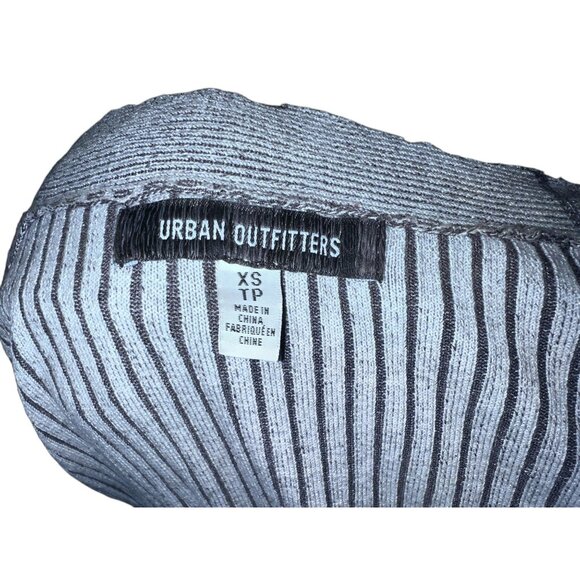 Urban Outfitters Janis Faux Fur Trimmed Ribbed Duster Cardigan Sz XS Front Clasp - Picture 7 of 16